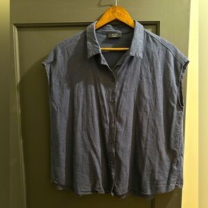 VICI linen blouse. Medium.